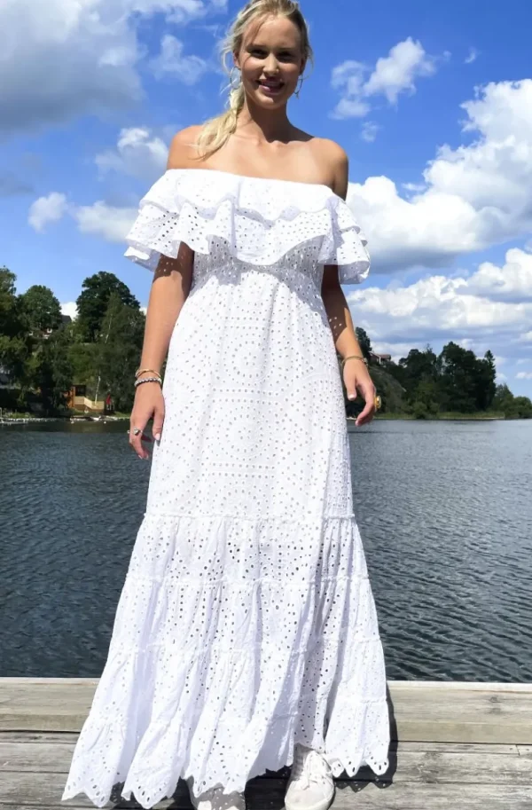 BLOND HOUR - Formentera Offshoulder Maxidress - White Discount