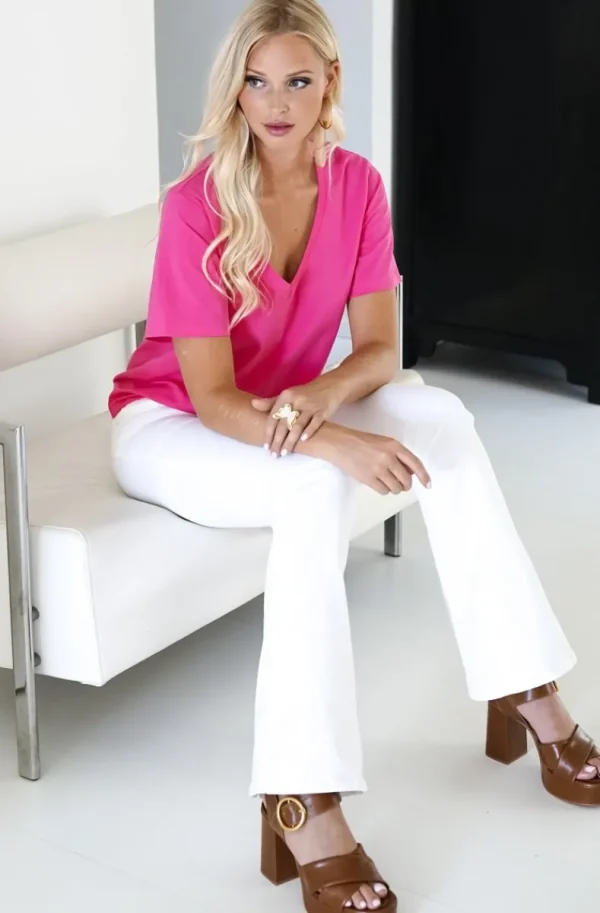 BLOND HOUR - Perfect v neck Tshirt - Cerise Fashion