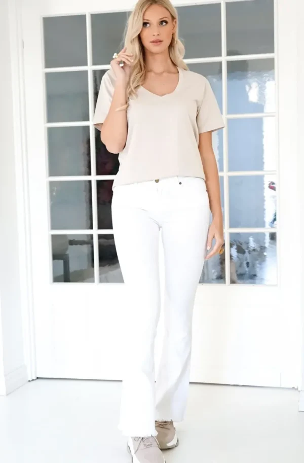 BLOND HOUR - The perfect V-neck tshirt - Sand Hot