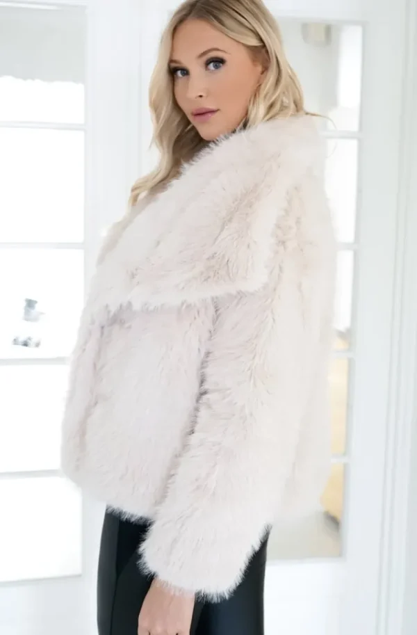 MIXED BRANDS - Faux Fur Jacket Short with wide collar 40920 - Beige Outlet