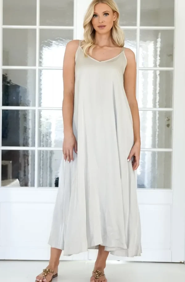 MIXED BRANDS - Long V-neck Dress - Sand Online