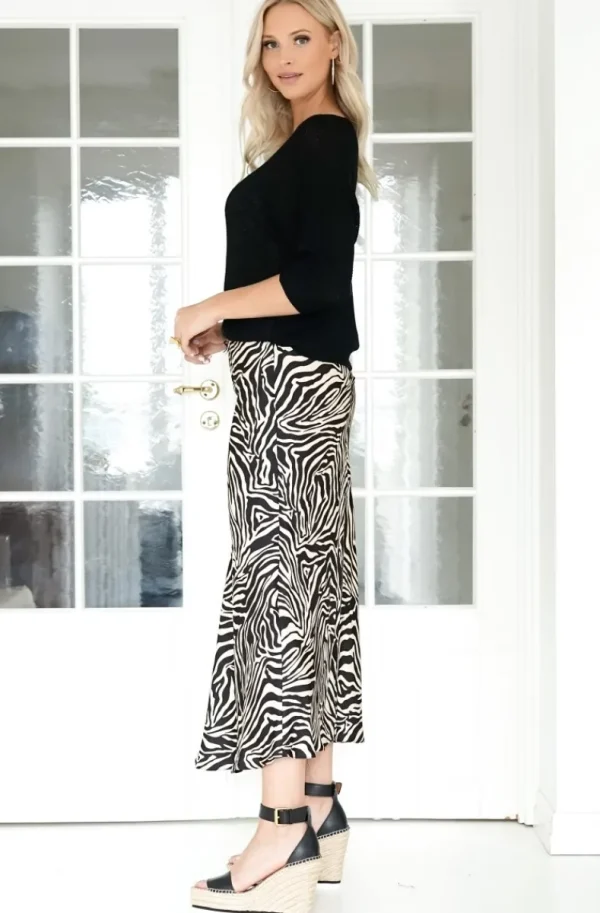 MIXED BRANDS - Long Zebra Skirt Hot