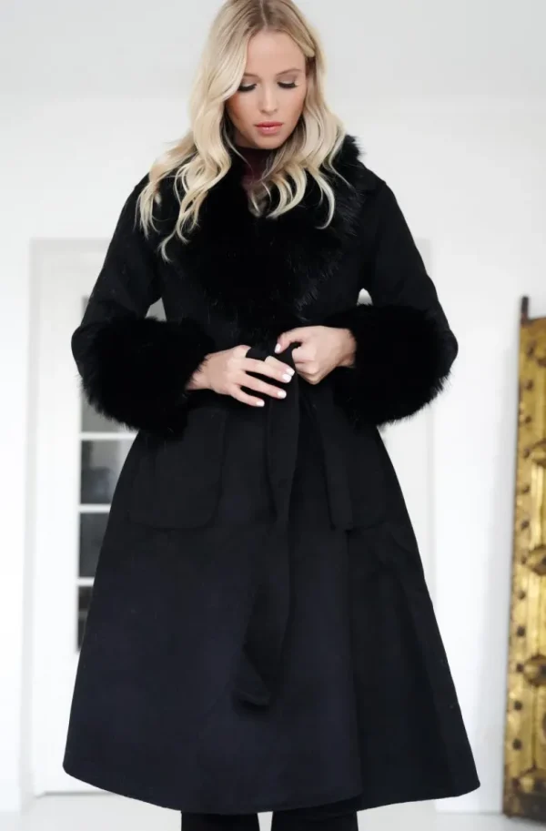 PLAIN VANILLA - Amazing coat with Faux fur Details - Black Best