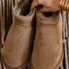 SHEPHERD OF SWEDEN - Dam Kim Låga Fårskinnsboots Stone Outlet