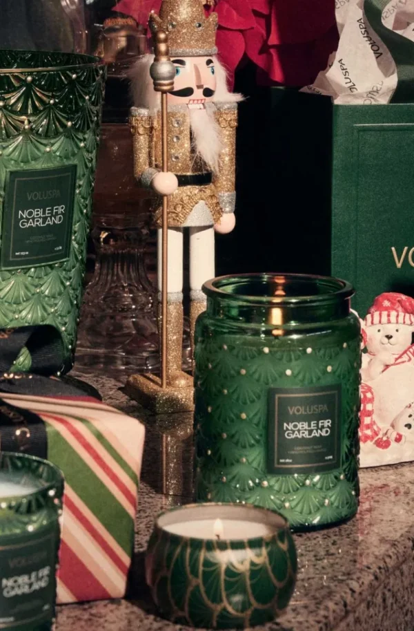 VOLUSPA - Noble Fir Garland Mini Tin Candle Discount